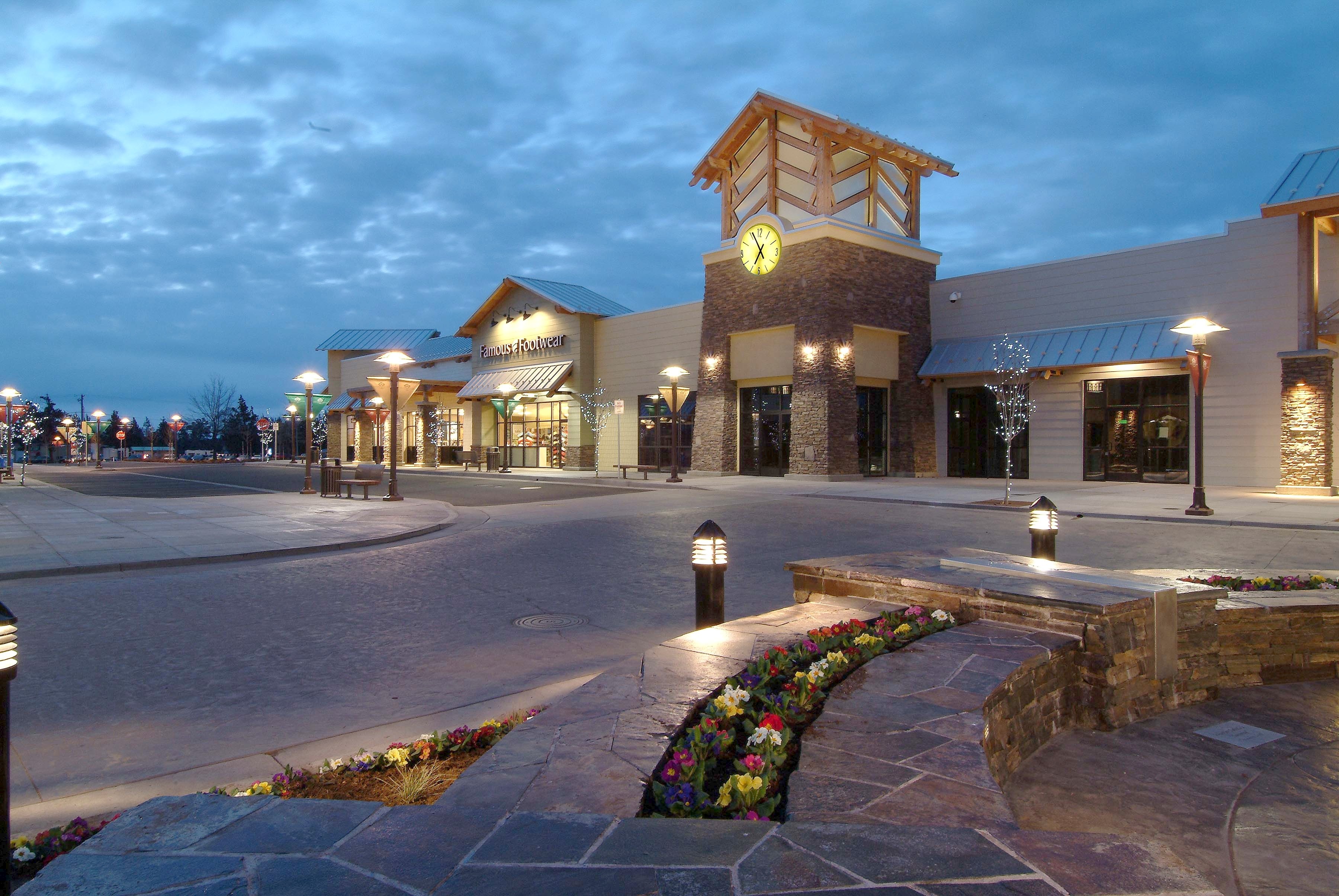 Cascade Village Shopping Center – SIMA